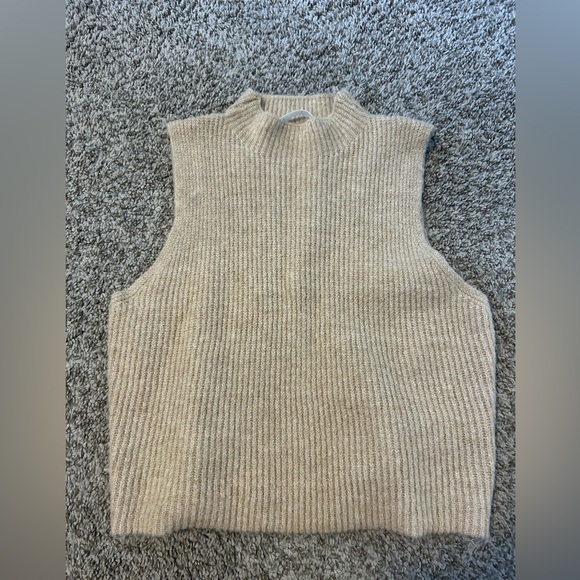 Altar'd State Sweaters - Altar'd State Cream Ribbed Sleeveless Turtleneck Sweater crop Vest